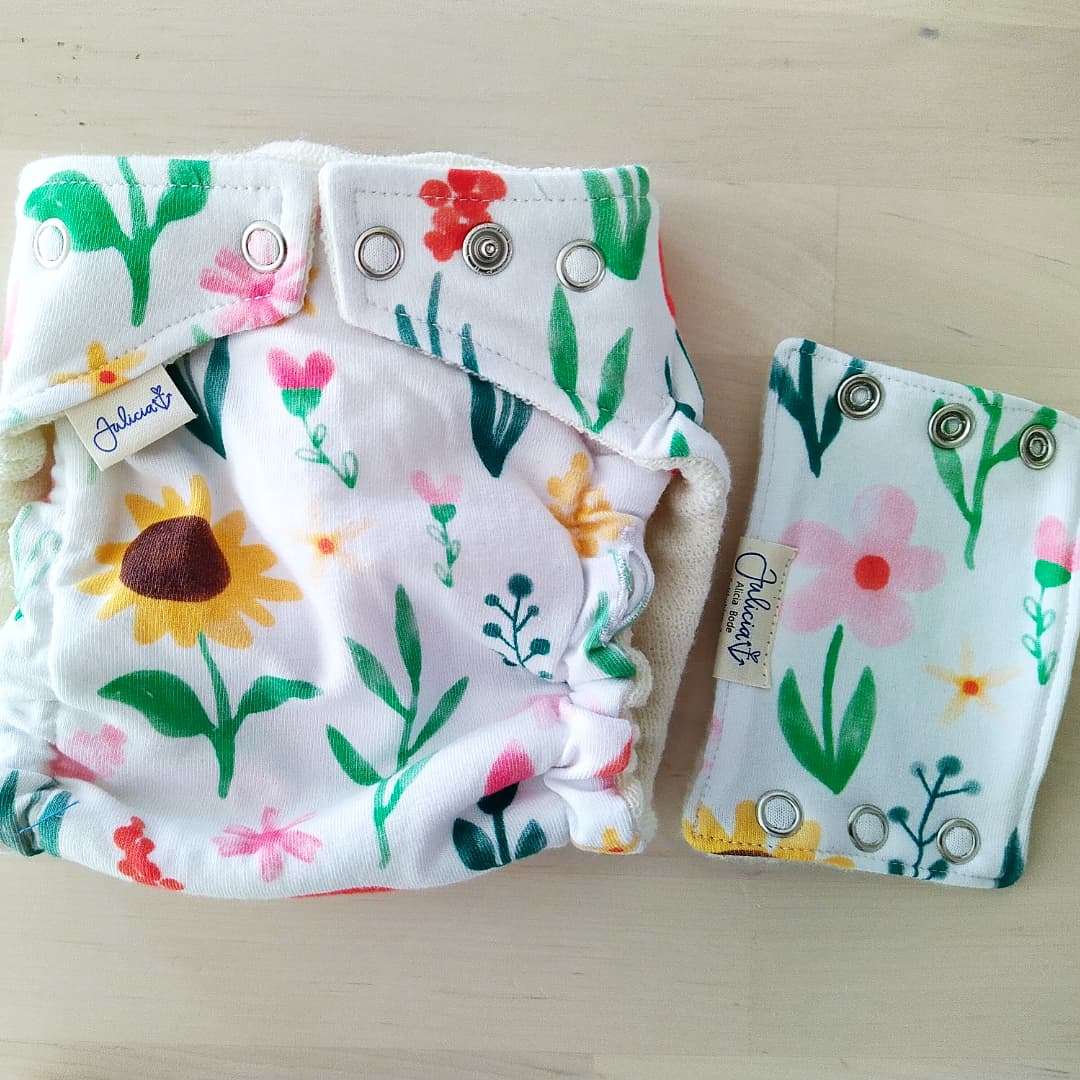 Julicia Body Extender and Wool Cover - Flower Garden