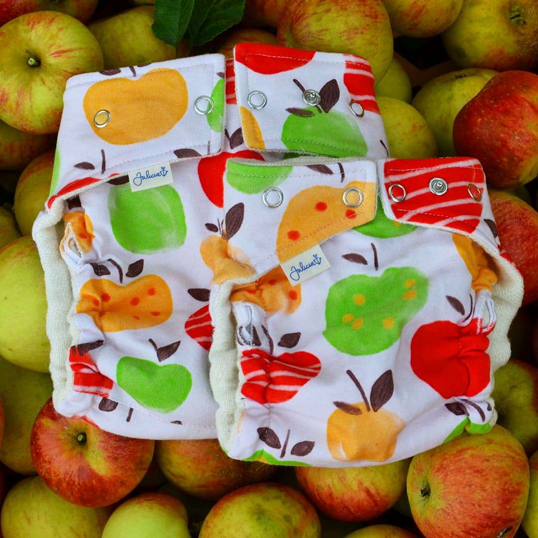 Julicia Wool Cover Apples One Size and Newborn (2)