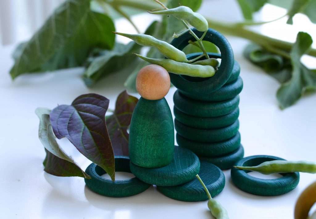 Green Grapat Nin & rings