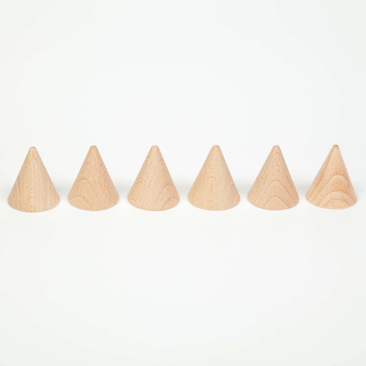 6 Grapat Natural Wooden Cones