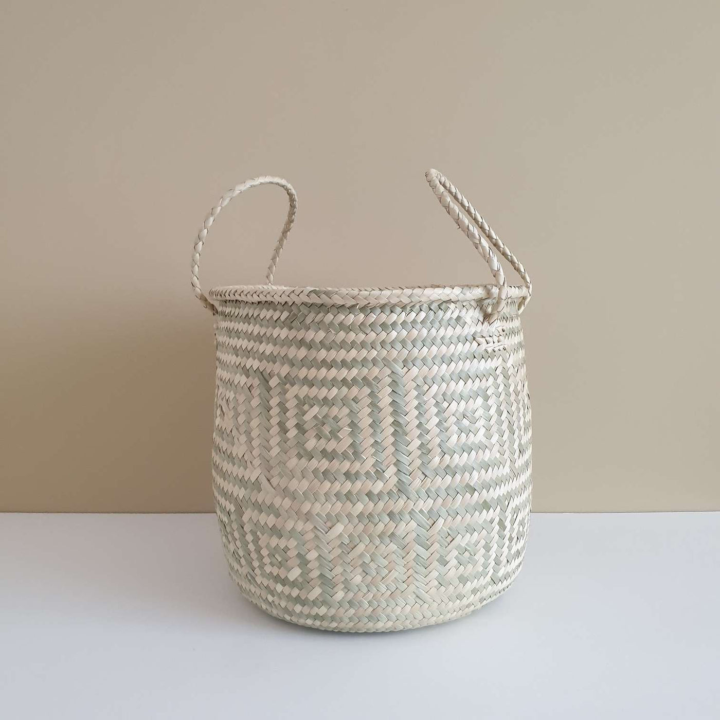 Coconeh palm leave Basket Kali large