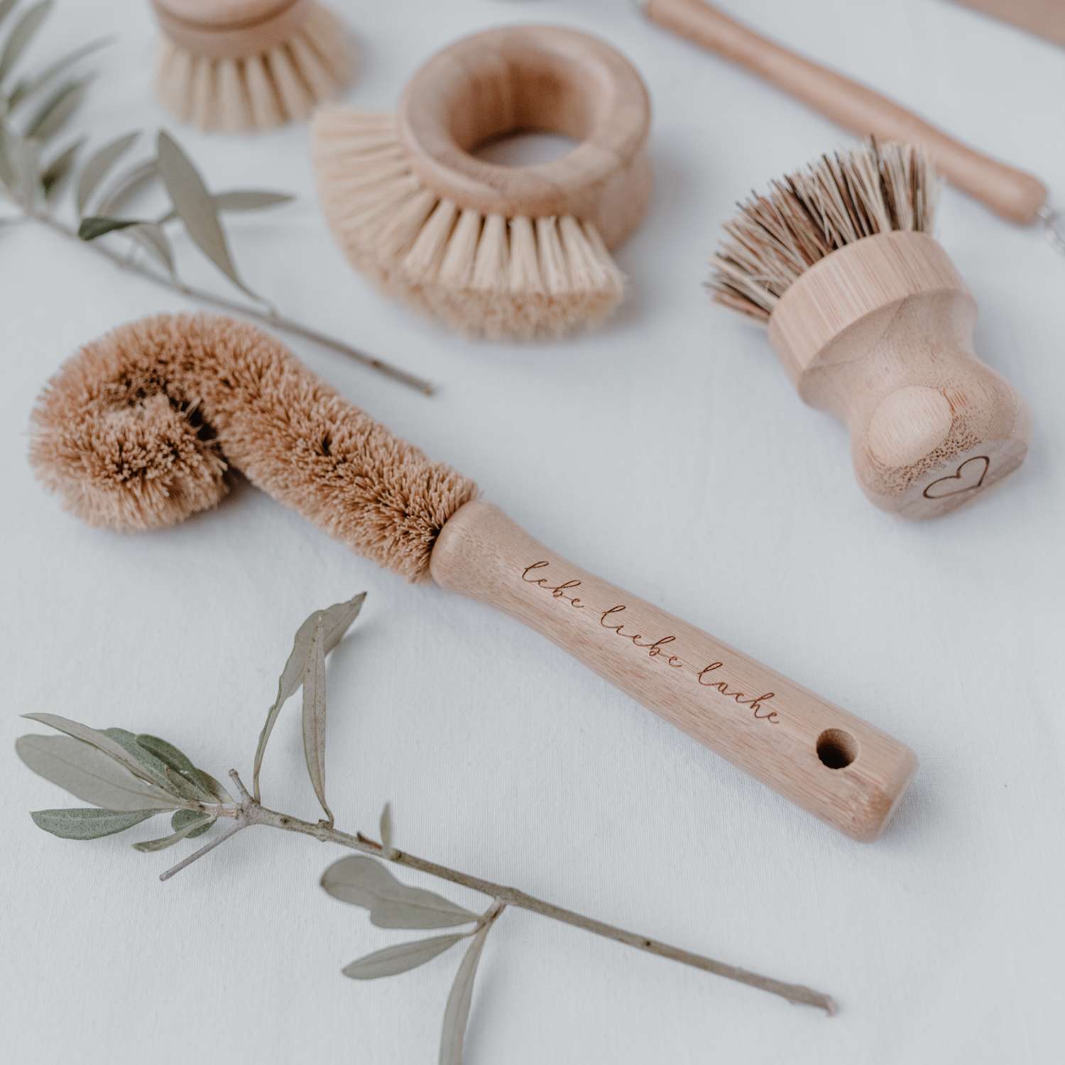 Eulenschnitt Kitchen Dish Brush .Photo credit Eulenschnitt and Maggy Melzer