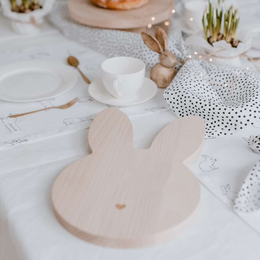 Eulenschnitt breakfast tray - rabbit .Photo credit Eulenschnitt and Maggy Melzer (1)