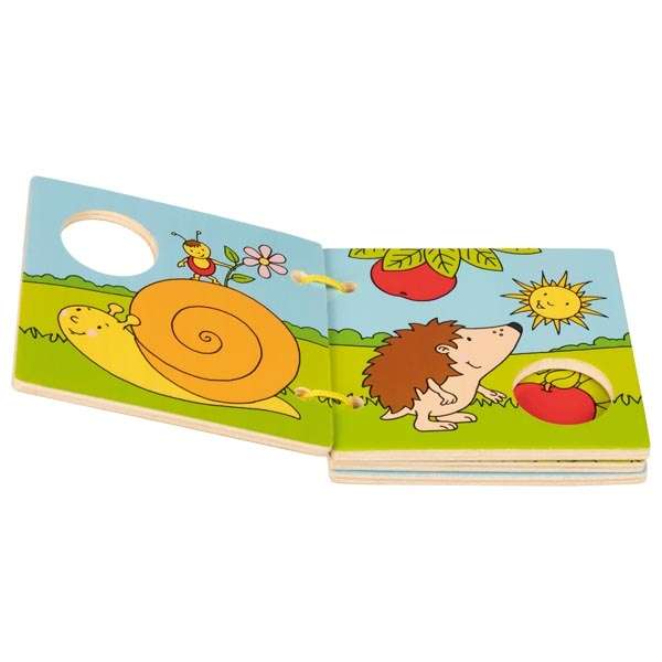 Goki Wooden Picture book Our garden (2)