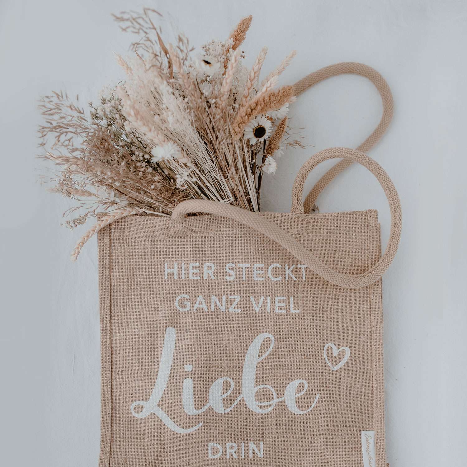 Jute bag shopper - Liebe .Photo credit Eulenschnitt and Maggy Melzer