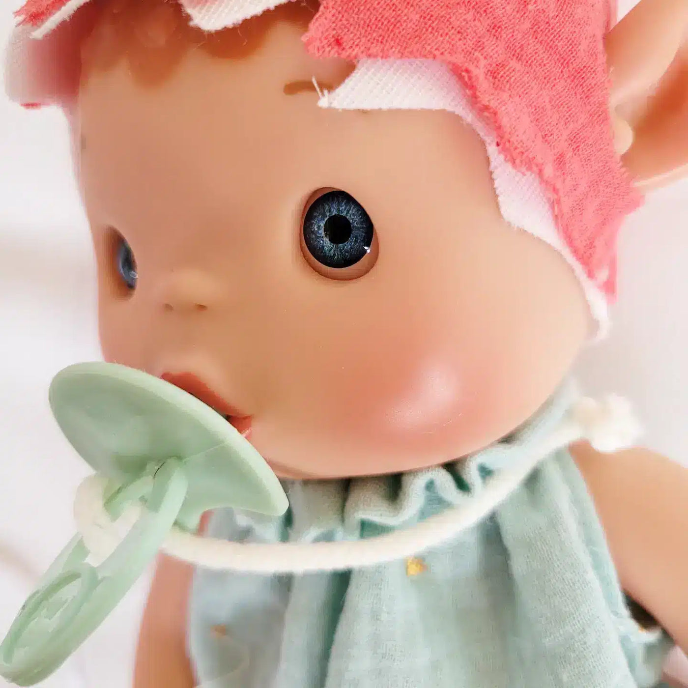 Nines d'Onil Elf Doll Duendys - Gofry (red hat) (1)