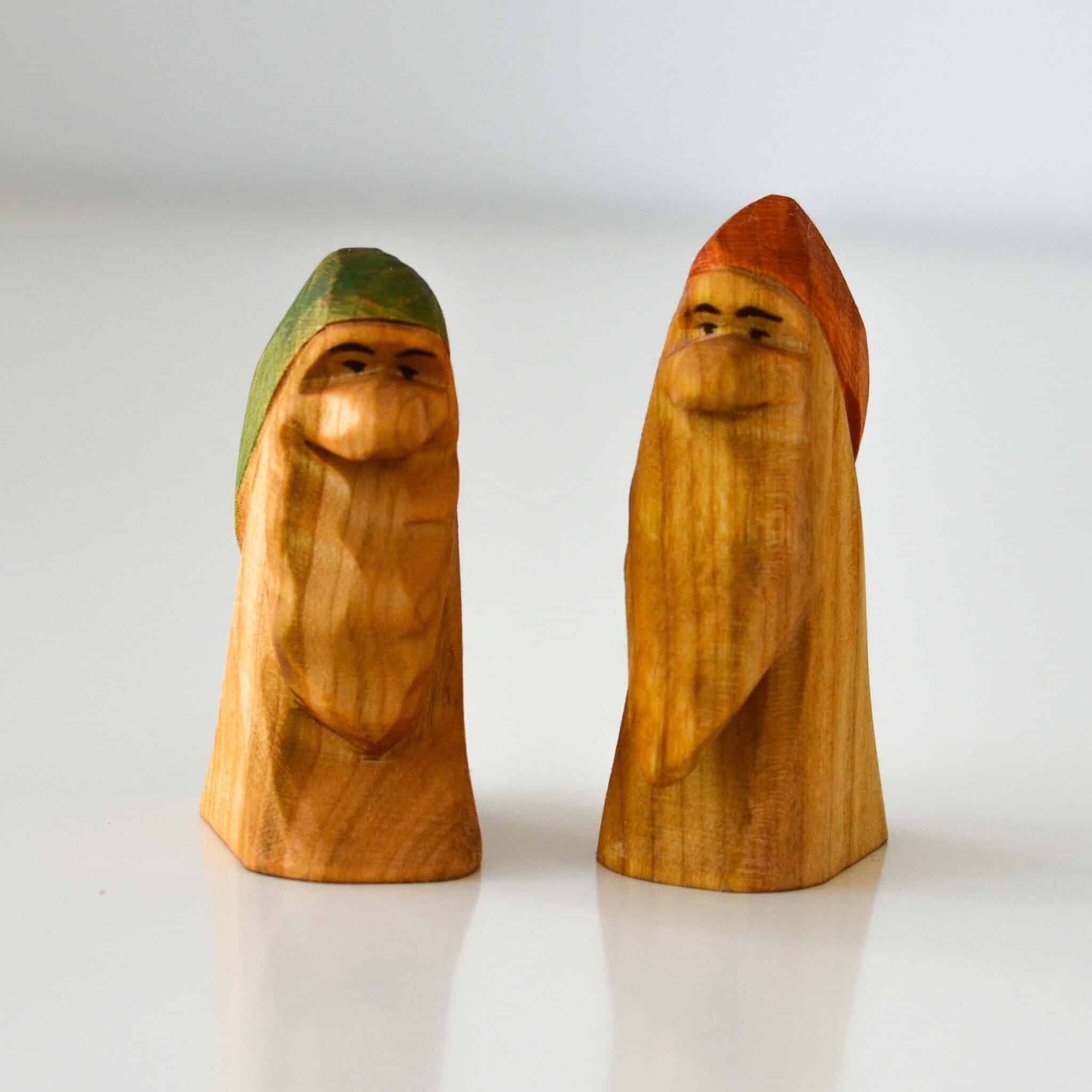 Predan wooden dwarfs