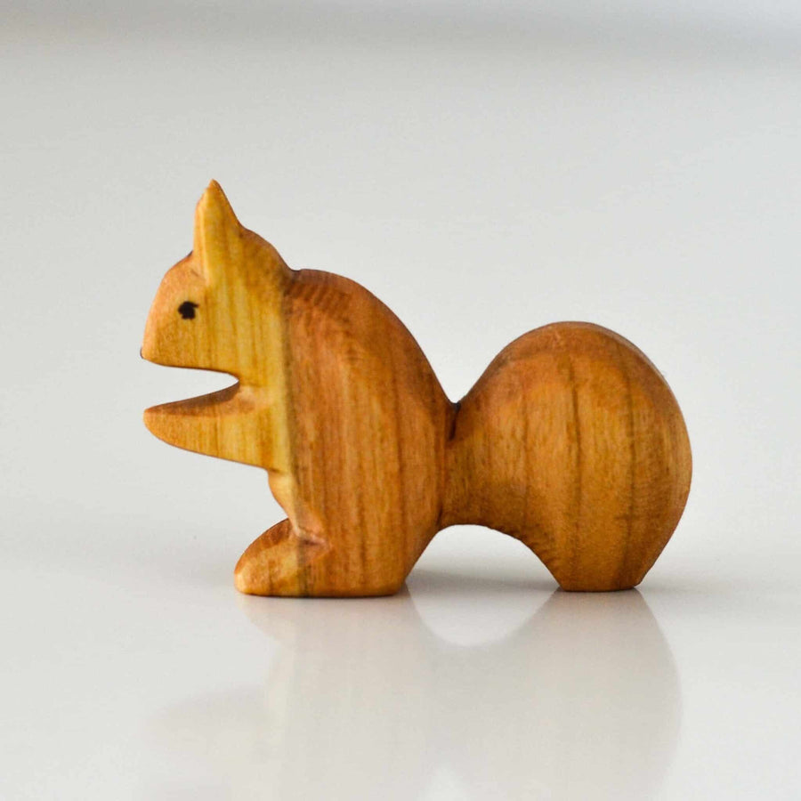 Predan wooden squirrel