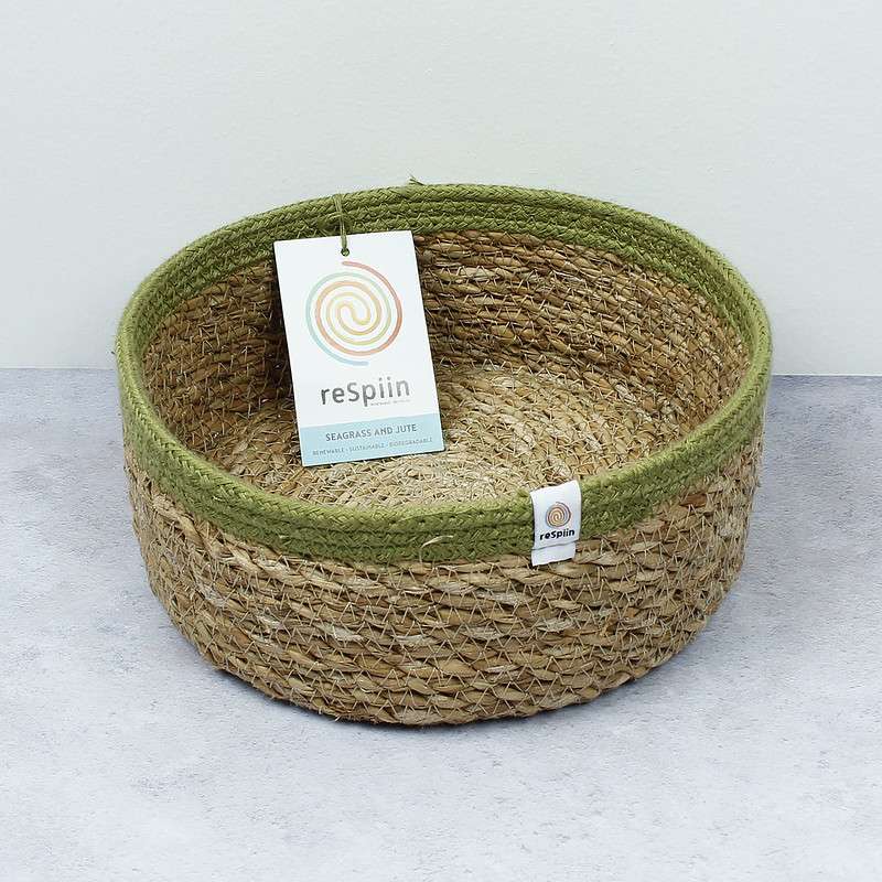 Respiin Shallow Seagrass & Jute Basket Medium - Natural Green (1)