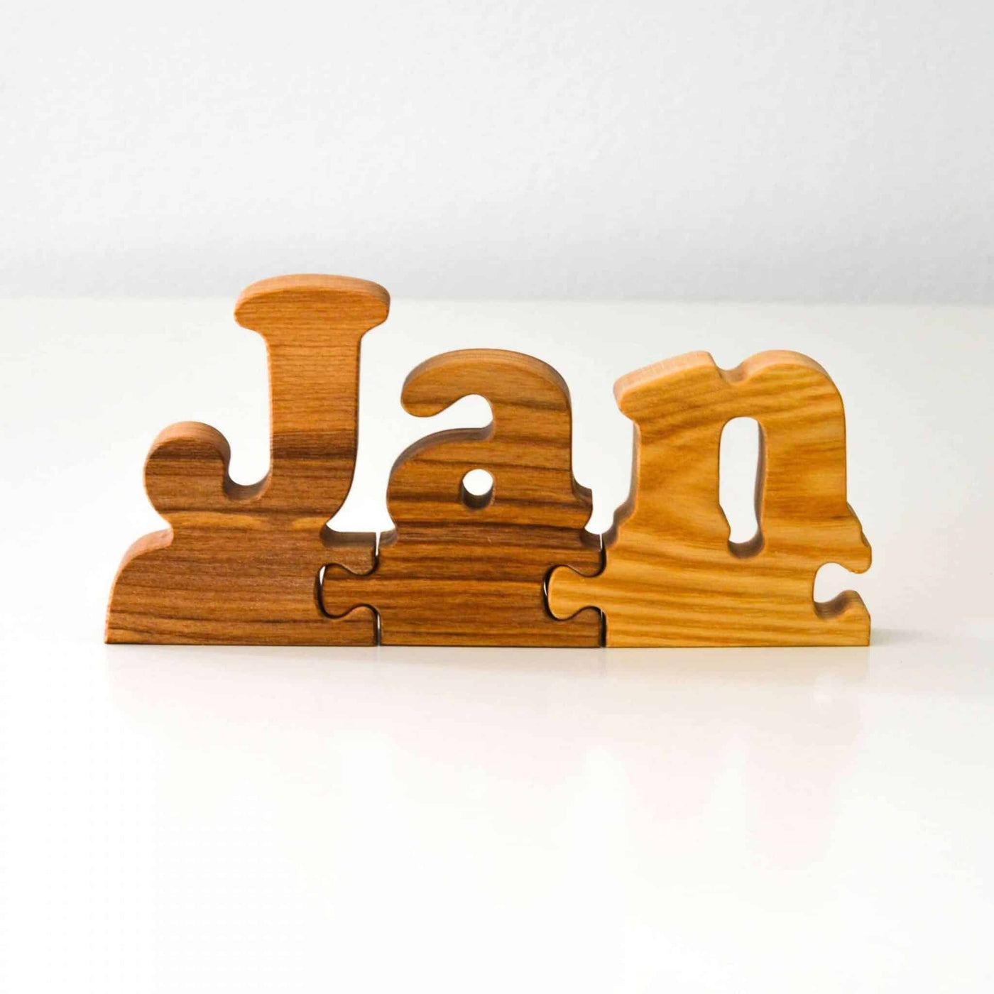 Wooden Frog Puzzle Letters (Jan)